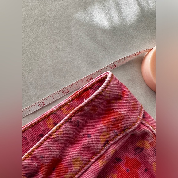 BDG Floral Pink High-rise Flare Jeans - Picture 6 of 8
